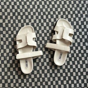 Bibi Lou cutout sandals